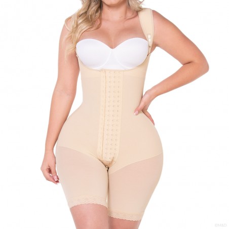 Hourglass girdle with ULTRA hip capacity MD- F00489